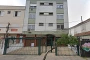 Apartamento de 2 dormitórios + dependência de serviço com 83,77m2 no segundo&lt;BR&gt;andar.Peças amplas e 2 banheiros e lavanderia.&lt;BR&gt;Bem localizado, próximo ao coração da Cidade Baixa de Port