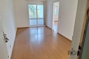 Excelente apto. em Petrópolis, prox. a praça da Encol, de 02 dormitórios, com 60,80m2, de frente, living, com sacada, churrasqueira, banheiro social, cozinha, área de serviço aberta, banheiro auxiliar