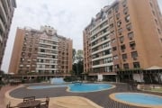 Excelente apartamento 03 dormitorios no Bairro Tristeza, condominio Victória Garden semimobiliado, com 94,64m², vista espetacular para o rio e por-do-sol. Possui 03 dormitórios (01 dormitório transfor