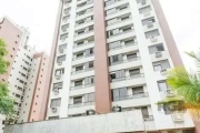 Excelente apartamento com 03 dormitórios, 01 suite e demais peças, com 02 vagas de garagem individuais, condomínio completo com piscina, quiosques, playground e dois salões de festas. Imóvel com quali