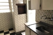 Apartamento amplo de frente com 102,71m² privativos, hall de entrada, 2 quartos, sala para 2 ambientes com sacada, ampla copa cozinha com churrasqueira e armário embutido, dependência de empregada com