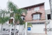 Excelente casa de 157m² com 3 dormitórios, 4 vagas e piscina.