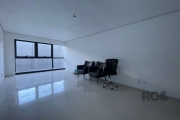 Sala Comercial no Walk Praia de Belas&lt;BR&gt;&lt;BR&gt;Área Total: 32 m²&lt;BR&gt;&lt;BR&gt;Apresentamos uma excelente oportunidade de adquirir uma sala comercial no prestigiado edifício Walk Praia 