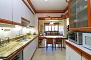 Apartamento localizado no bairro Petrópolis próximo ao Zaffari da Protásio Alves, colégio Santa Inês, farmácia Panvel, praça Mafalda Verissimo...&lt;BR&gt;&lt;BR&gt;O excelente imóvel que possui dois 