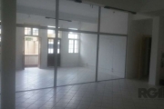 Sala Comercial para Locação 124m² Total (99m² Privativos) no Centro de Porto Alegre&lt;BR&gt;&lt;BR&gt;Excelente oportunidade para sua empresa no coração de Porto Alegre! Sala comercial com 124m² de á