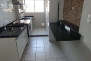 Apartamento 03 dormitórios, armários simples