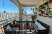 Apartamento com Varanda, 3 suítes, 3 vagas escrituradas e um belo depósito de uns 15 m².