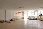 Salão comercial em condomínio, com 120m², 1 sala e 2 banheiros