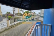 Sobrado em Mongaguá, bairro Vila Atlântica, próximo a praia, 2 dormitórios, 2 banheiros e demais dependências, 2 vagas de garagem, visite!!