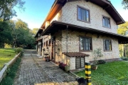 CASA GEMINADA COM 03 SUÍTES EM CONDOMINIO FECHADO , Lagos de Gramado, Gramado - RS