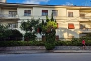 Vende-se apartamento em Pinheiros, 3 dormitórios.