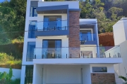 Excelente Casa no Condominio Pedras Altas