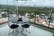 Apartamento com linda varanda, localizado no Jardim América.