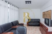 Apartamento com iluminação privilegiada, localizado em Moema.