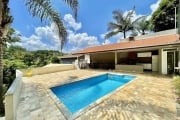 Casa em Cotia - Cond. Granja Carneiro Viana -1.114m² - 3 Dormitórios c/ 1 Suíte - 10 Vagas