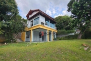 Casa com 3 dormitórios à venda, 330 m² por R$ 1.490.000,00 - Granja Viana - Carapicuíba/SP