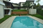 Casa com 3 dormitórios à venda, 506 m² por R$ 1.600.000,00 - Granja Viana - Jandira/SP