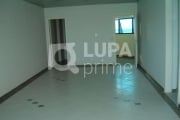 Sala comercial para locação em Santana!