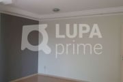 Apartamento com 2 dormitórios á venda na Vila Aurora