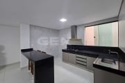 Apartamento à venda no Centro com marcenaria completa.