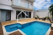 Casa de Alto Padrão no Condomínio Macknight em Santa Bárbara d`Oeste, SP - À venda - 3 Suítes - Área Gourmet e Piscina