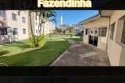 Apto 3 qtos. Garagem coberta. Fazendinha