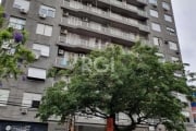 Apartamento com 3 dormitórios, localizado no Edifício Ada, na Rua Venâncio Aires em Porto Alegre. &lt;BR&gt;Bem conservado, hall de entrada, living para 2 ambientes, cozinha ampla, todo em piso cerâmi