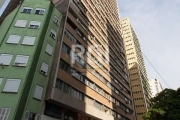 Apartamento de 2 dormitórios, nas imediações da Santa Casa, Centro Histórico, Poto Alegre, com área de 50m², living, cozinha, banheiro social.&lt;BR&gt;Condomínio com portaria 24 horas. Agende já a su