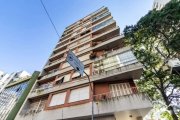 Apartamento com  três quartos amplos, sala para 3 ambientes, 2 banheiros, dependência de empregada no bairro Independência.  &lt;BR&gt;O bairro Independência, é um bairro pequeno localizado na Zona Ce