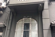 Casa Comercial para Aluguel no Bairro Moinhos de Vento!&lt;BR&gt;Venha conhecer essa incrível casa comercial, localizada na Rua Vinte Quatro de Outubro, na parte central do Bairro Moinhos de Vento!&lt