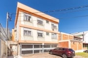 Apartamento localizado no bairro Bom Jesus, com 85m² no 2º andar, frente. Imóvel com 3 dormitórios, sala de estar/jantar, cozinha, banheiro social, área de serviço e pisos em cerâmica e carpete. Imóve