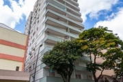 Apartamento no Centro Histórico - sala, cozinha, lavanderia, um banheiro, dois quartos e uma sacada (sem vaga garagem, mas tem uma garagem do lado do prédio)&lt;BR&gt;com ótima localização, iluminado,