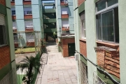 BAIXOU...&lt;BR&gt;&lt;BR&gt;Explore a emoção de encontrar o apartamento perfeito no vibrante bairro Cristal, situado na prestigiada Avenida Taquary.&lt;BR&gt; Esta joia imobiliária apresenta uma comb