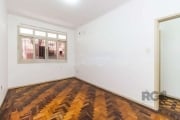 Apartamento de 2 dormitórios a venda no bairro Petrópolis.&lt;BR&gt;Apartamento com excelente localização, próximo ao Zaffari, Nacional, Pampa Burger, Madero, Shark Sushi, Hospital São Lucas PUCRS, Bl