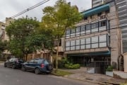 Cobertura Triplex, no primeiro piso 3 dormitórios , sendo 1 suíte, sala dois ambientes, sacada, cozinha, área de serviço, dependência de empregada, 3 banheiros, no segundo piso gabinete, 1 banheiro e 