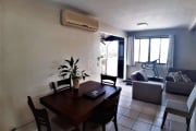 Vende-se cobertura 2 dormitórios, banheiro social living amplo em 2 ambientes. Cozinha espaçosa, área de serviço independente.&lt;BR&gt;2º pavimento com terraço amplo, churrasqueira, lareira e banho s