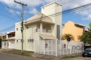 Casa  em condomínio, belíssima residência no Jardins do Prado - Hípica, com living em conceito aberto, lareira aconchegante e cozinha integrada, ideal para quem valoriza convivência e praticidade. O e