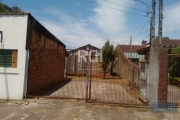 Terreno de 11x 50 com 3 casas não averbadas. Uma das casa de frente para a rua funcionava uma lancheria, as outras duas são residenciais. &lt;BR&gt;Fácil acesso a AV.GETÚLIO VARGAS, AV. GUILHERME SCHE