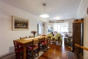 Apartamento com  73m², 2 dormitórios,  área de serviço separada, living 2 ambientes , vaga de garagem escriturada e coberta. Localizado  no bairro Tristeza em Porto Alegre, próximo à Rua Dr Barcelos, 