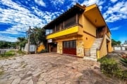 Casa com 2 salas comerciais, 3 quartos, vaga de garagem churrasqueira, suíte, no bairro Cavalhada, Porto Alegre/RS&lt;BR&gt;&lt;BR&gt;Excelente casa com estrutura versátil e perfeita para moradia e ne