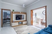 Apartamento 2 dormitórios, térreo. frente. É entrar e morar. Terraço lateral com churrasqueira. Localização excelente e todo a rede de comércio e serviços que o bairro oferece. Dormitórios. Todo o apa