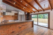 Cobertura de 140m² - 3 dormitórios, 2 banheiros, terraço com churrasqueira e 1 vaga de garagem no Bom Jesus