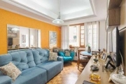 Apartamento no Centro de 2 dormitórios reformado