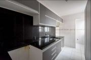 Excelente apto 2 dorms, Semi Mobiliado, c/ piso em porcelanato, cozinha e área de serviço totalmente reformadas e móveis novos, com granito preto São Gabriel, dormitório do casal com closet, banheiro 