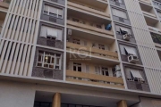 Apartamento 3 dormitórios, de frente, desocupado e muito ensolarado no bairro Floresta.&lt;BR&gt;Apartamento 3 dormitórios sendo 1 suíte e 2 com sacada, hall de entrada, living em formato L com sacada