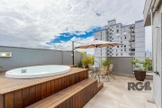 COBERTURA - CENTRO HISTÓRICO&lt;BR&gt;Cobertura em excelente estado de conservação, Semi Mobiliada no bairro Centro Histórico, junto ao bairro Cidade Baixa e Av Loureiro da Silva. Vista panorâmica, en