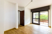 Apartamento de 2 dormitórios no Bairro Tristeza em Porto Alegre   &lt;BR&gt; 02 dormitórios/quartos, sala, cozinha, 02 banheiro, 02 sacadas. Condominio Fechado porteiro eletrônico, salão de Festas, Sa