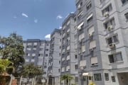 Impecável apartamento 02 Dormitórios localizado em importante via no Bairro Cavalhada.     &lt;BR&gt;62,55 m² privativos, reformado - DESOCUPADO&lt;BR&gt;Amplo living 02 ambientes, 02 dormitórios, coz