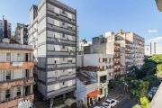 Apartamento de  2 dormitórios, sala, hall, banheiro, cozinha, área com tanque, quarto e banheiro de empregada no Centro Histórico.    &lt;BR&gt;O Centro Histórico é a mais antiga área urbanizada de Po