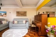 Excelente apartamento de 152m² no bairro Floresta em Porto Alegre.&lt;BR&gt;O imóvel possui 4 dormitórios sendo 3 com sacada e 1 suíte americana com hidromassagem, banheiro social com ventilação natur